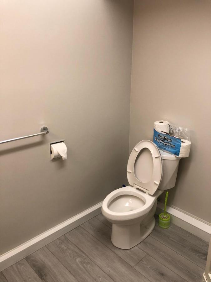 Cozy Guest Home Close To Downtown Vancouver Sights & Subway Station מראה חיצוני תמונה